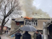 Yüksekova'da Ev Yangininda 4 Çocuk Zehirlendi Haberi