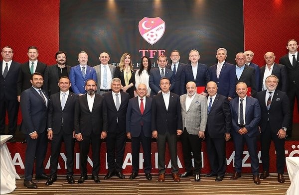 Süper Lig'in kaderi için kritik toplantı! Premier Lig modeli