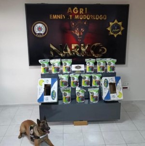 Agri'da Muz Kolisinden Uyusturucu Çikti