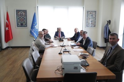 Belediyede Yeni Encümen Üyeleri Görevlerine Basladi