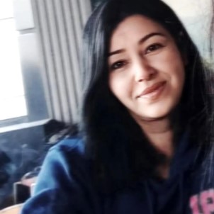 Karisini, Kendisini Aldattigini Düsündügü Için Öldürmüs