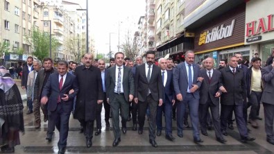 Siirt'te AK Parti'nin Milletvekili Adaylari Tanitildi