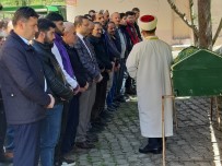 Ahsap Evde Çikan Yanginda Ölen Yasli Adam Topraga Verildi