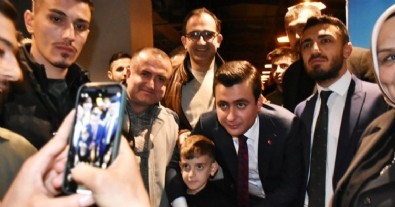 Ankara Milletvekili Adayı Osman Gökçek: Gençlerin desteği bize güç veriyor