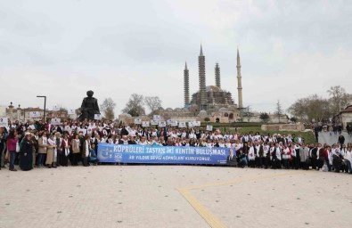 Büyükçekmeceli Kadinlar Için 'Edirne Ramazan Gezisi' Düzenlendi