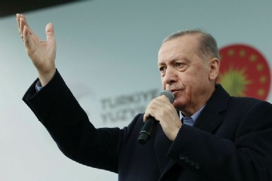 Yunan gazeteciden alçak tehdit: Erdoğan seçimi kazanırsa vurulmalı!