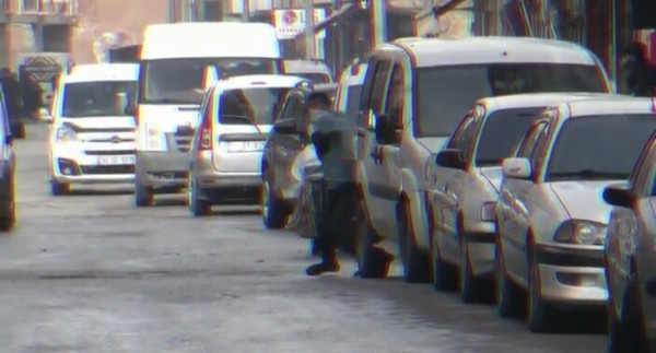 Hakkari’de polise taş ve sopalarla saldıran HDP'lilere operasyon