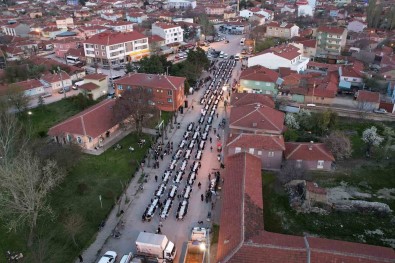 Iftar Bereketi Muttalip'te Paylasildi