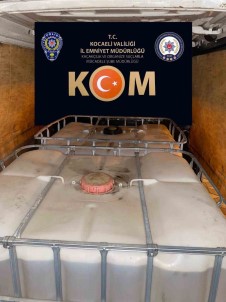Kocaeli'de 2 Ton 150 Litre Kaçak Akaryakit Ele Geçirildi