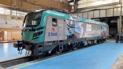 İlk yerli ve milli elektrikli lokomotif raylara iniyor