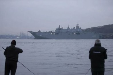 TCG Anadolu'ya yoğun ilgi! İlk gün 8 bin 720 kişi ziyaret etti