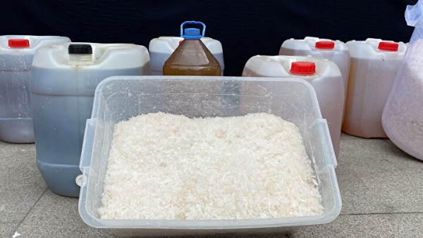 Zehir tacirlerine büyük darbe: İstanbul' da bin 205 kilogram uyuşturucu ele geçirildi