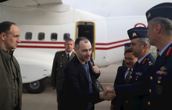 Bakan Akar’dan Ukraynalı Bakan'a TOGG jesti