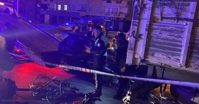 Alanya’da kamyon ile otomobil çarpıştı: 1 ölü, 2 yaralı