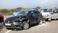  İZZET BAYSAL - Anadolu Otoyolu'nda 5 aracın karıştığı zincirleme kaza: 6 yaralı