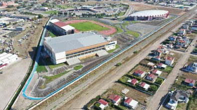 Balikesir'e Gençler Için Spor Yatirimlari Sürüyor