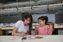 Depremzede Çocuklar Kampüste Bulustu