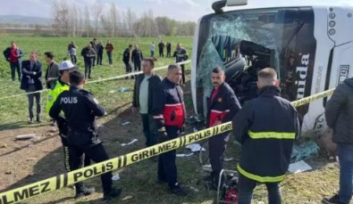 Eskişehir'de feci kaza: İşçi servisi devrildi, ölü ve yaralılar var!