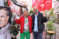 Marmaris'teki '105 Sokak'ta 23 Nisan Gelenegi Bu Yil Da Bozulmayacak