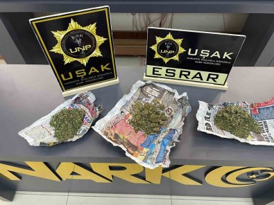 Usak'ta Yüzlerce Uyusturucu Hap Ele Geçirildi