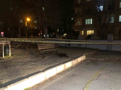 Bogazindan Biçaklanan 15 Yasindaki Çocuk Hayatini Kaybetti