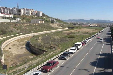 Kahramanmaras'ta Demremzedelere Günlük 500 Ton Odun Destegi