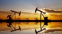 Rusya ve Suudi Arabistan'dan petrol üretimini azaltma kararı