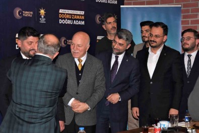 Ak Parti'ye Geçis Yaptilar