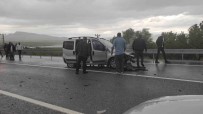 Elazig'da Trafik Kazasi Açiklamasi 2 Yarali