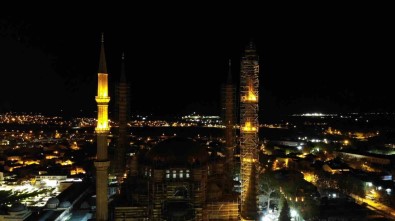 Selimiye'de Ramazan'in Son Teravih Namazi Kilindi