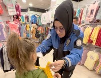 Hakkari Polisi Ihtiyaç Sahibi Çocuklari Giydirdi Haberi