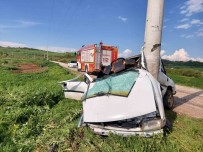 Susurluk'ta Trafik Kazasi Açiklamasi 1 Yarali