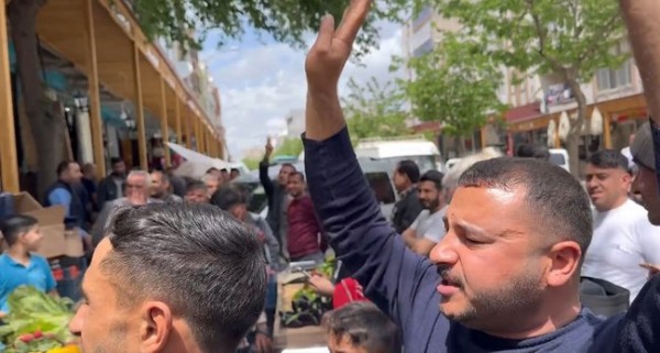CHP'li Mahmut Tanal'a Şanlıurfa'da soğuk duş! Limon ve soğanlı provokasyona vatandaşlardan tepki