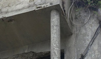 Metruk binanın üstünde korkutan otopark