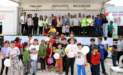 Osmaniye'de Bayramda, Depremzede Çocuklara Özel Etkinlik