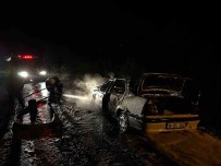 Seyir Halindeyken Alevlere Teslim Olan Otomobil Küle Döndü