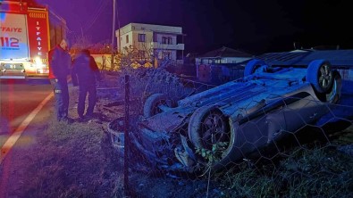 Susurluk'ta Takla Atan Otomobilin Sürücüsü Yaralandi