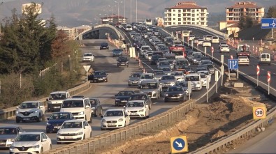 43 Ilin Geçis Güzergahinda Bayram Bilançosu Belli Oldu Açiklamasi 627 Bin Araç Geçis Yapti