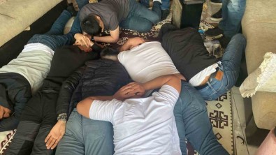 Izmir'de 1 Kisinin Öldügü Kahvehane Baskininin Yeni Görüntü Ortaya Çikti