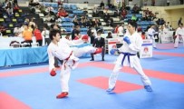 Türkiye Karate Sampiyonasi Denizli'de Basliyor