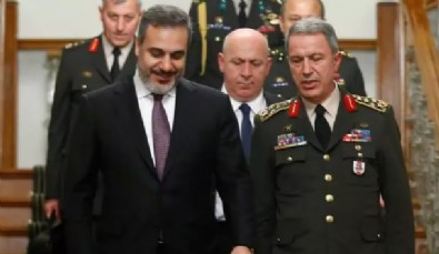 Bakan Akar ve MİT Başkanı Fidan Moskova’da