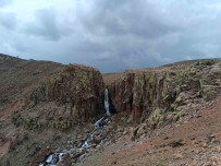 Bingöl'de Çir Selalesi, Karlarin Erimesiyle Costu