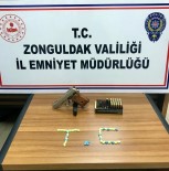 Polisi Görünce Uyusturucu Haplari Yere Atarak Kurtulmaya Çalisti