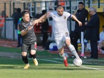 Erhan Çelenk Gol Kralliginda Zirveyi Birakmiyor