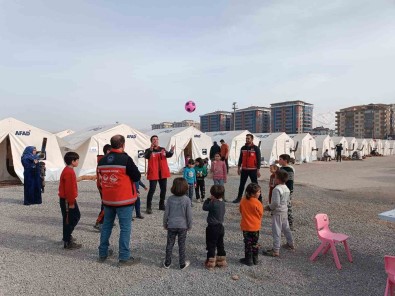 Bingöl'de 5 Bin 680 Depremzede Misafir Ediliyor