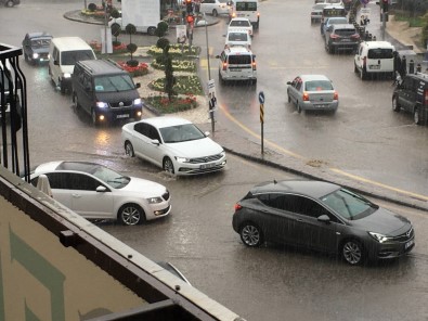 Develi'de Caddeler Göle Döndü