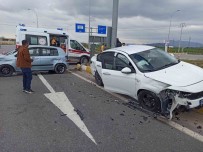 Konya'da Otomobiller Çarpisti Açiklamasi 5 Yarali