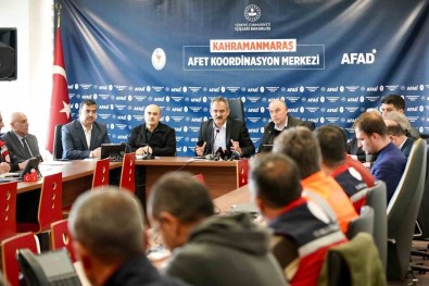 Bakan Özer 'Umut Verici' Diyerek Açikladi Açiklamasi '22 Bin 145 Ögrencimiz Nakillerini Tekrar Bölgeye Aldirdi'