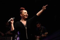 'Kadin Ozanlar' Is Sanat'ta Bir Araya Geliyor