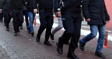 FETÖ'ye İstanbul ve Ankara merkezli operasyon: 23 gözaltı!
